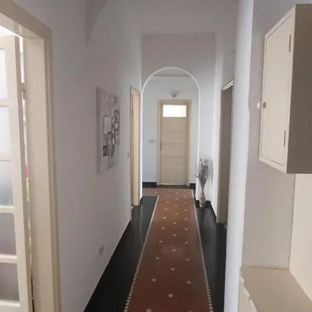 Casa Delle Fiabe * ססטרי לבאנטה